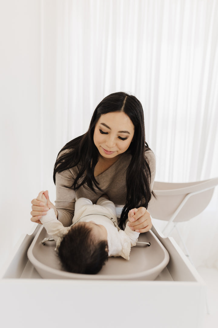 Bubble Cuddle Changing Mat - Taupe