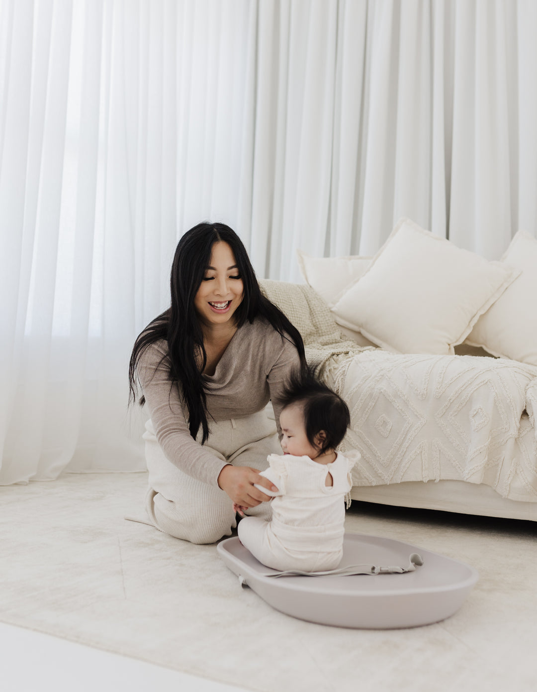 Bubble Cuddle Changing Mat - Taupe