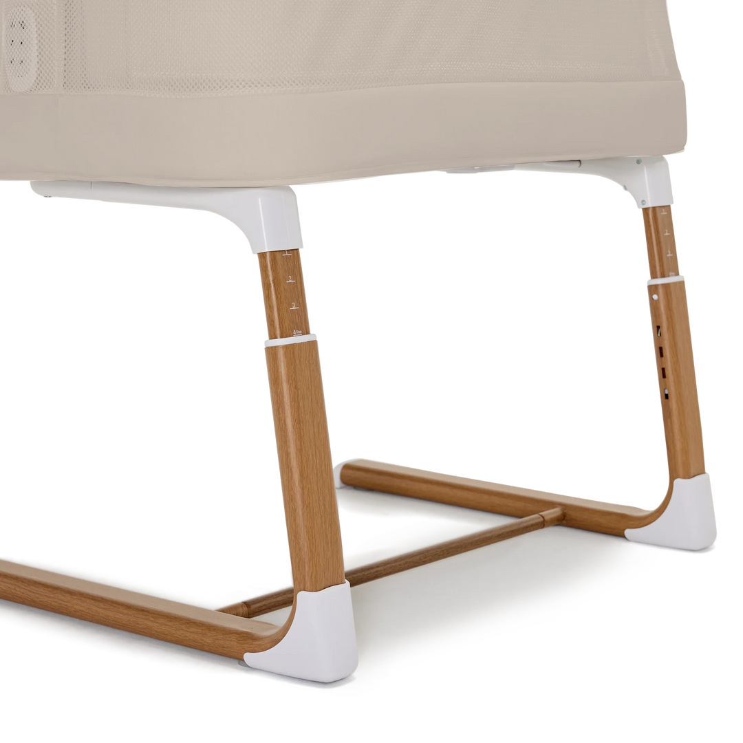 BabyRest Swan Smart Electric Bassinet - Beige/Walnut
