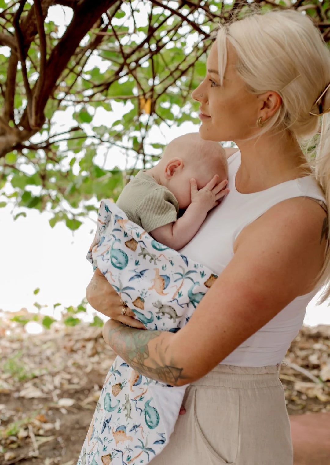 Bambella Designs Snuggle Blanket | Wild Dinosaurs