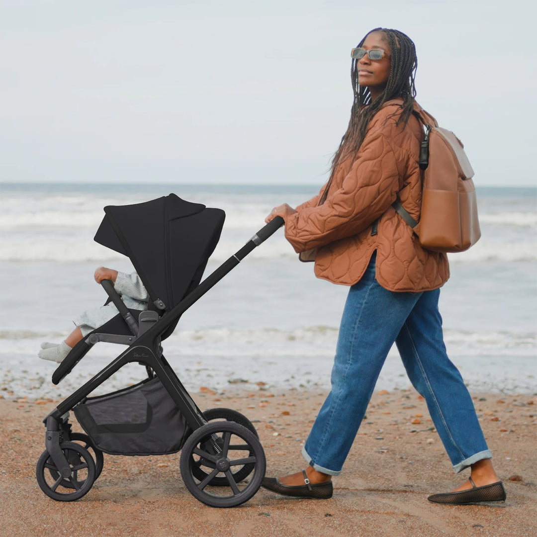 Silver Cross Cove 2 with Carrycot (6 Piece) - Onyx