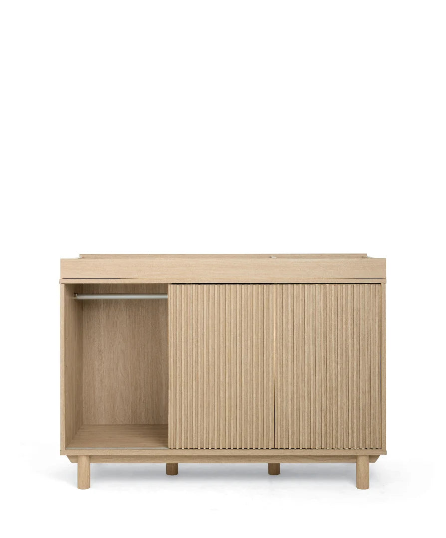 Mamas & Papas Oska Cotbed & 3 drawer WIDE Dresser Bundle (5 Pieces) - Oak