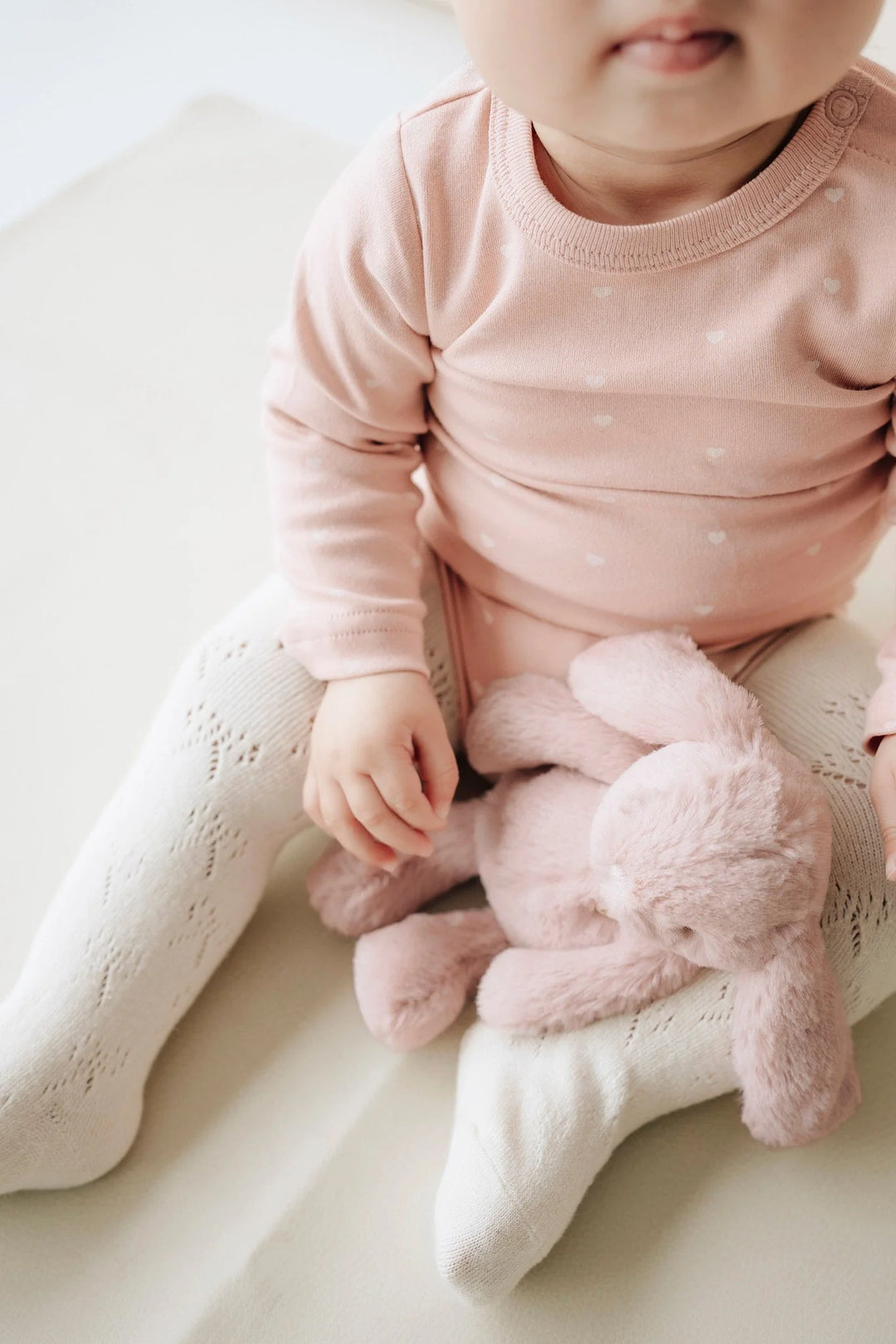 Snuggle Bunnies - Valentines Day - Rose 20CM