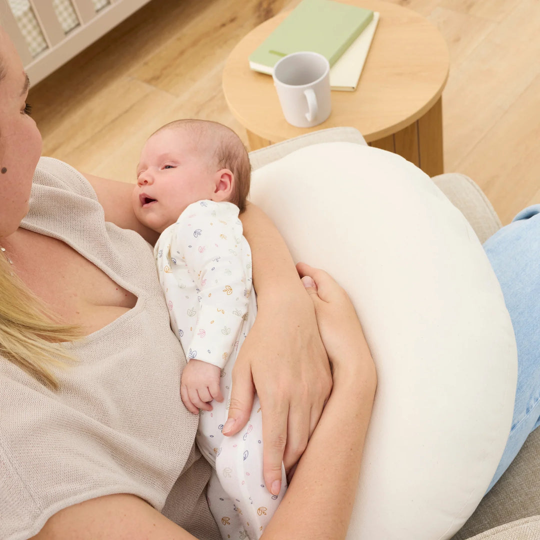 iL Tutto Snuggle Me Feeding Pillow in Natural