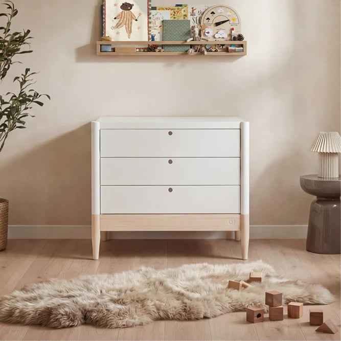 Gaia Baby Eos Dresser - White | Natural