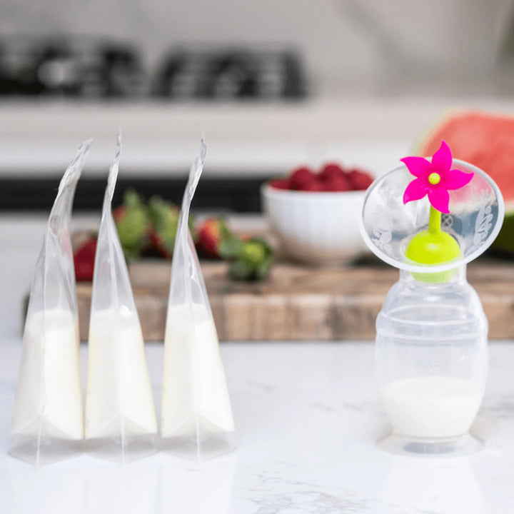 Haakaa 150ml Silicone Breast Pump & Flower Stopper Pack - Pink