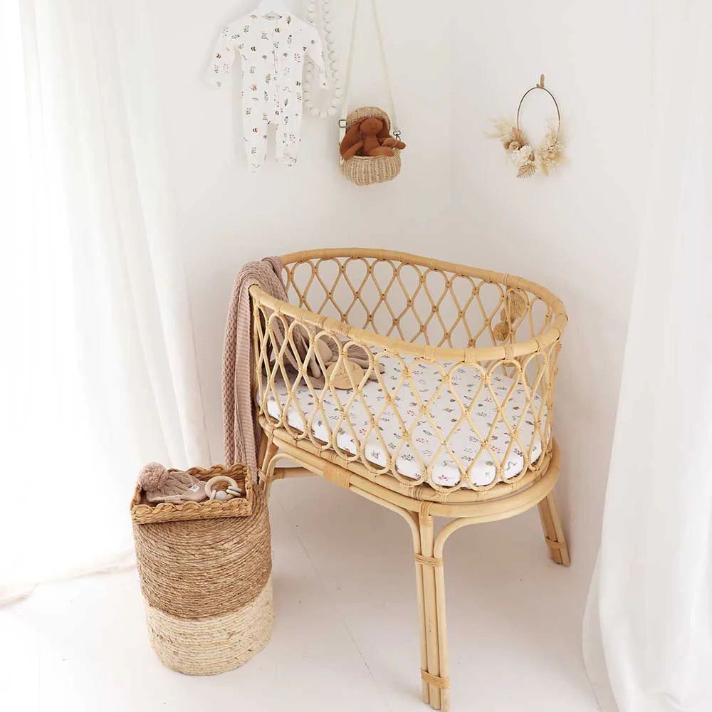 Bassinet Sheet / Change Pad Cover Garden Friends