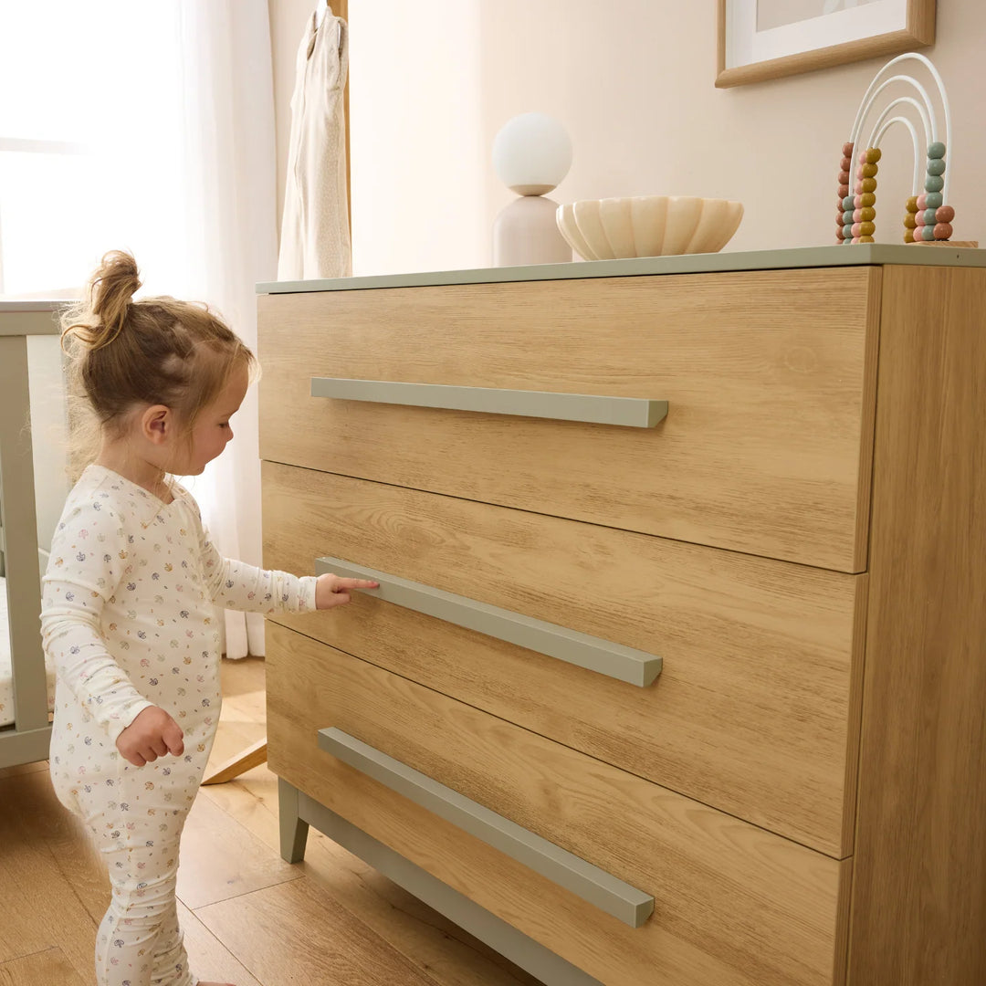 iL Tutto Hallee Chest Changer in Sage & Golden Oak