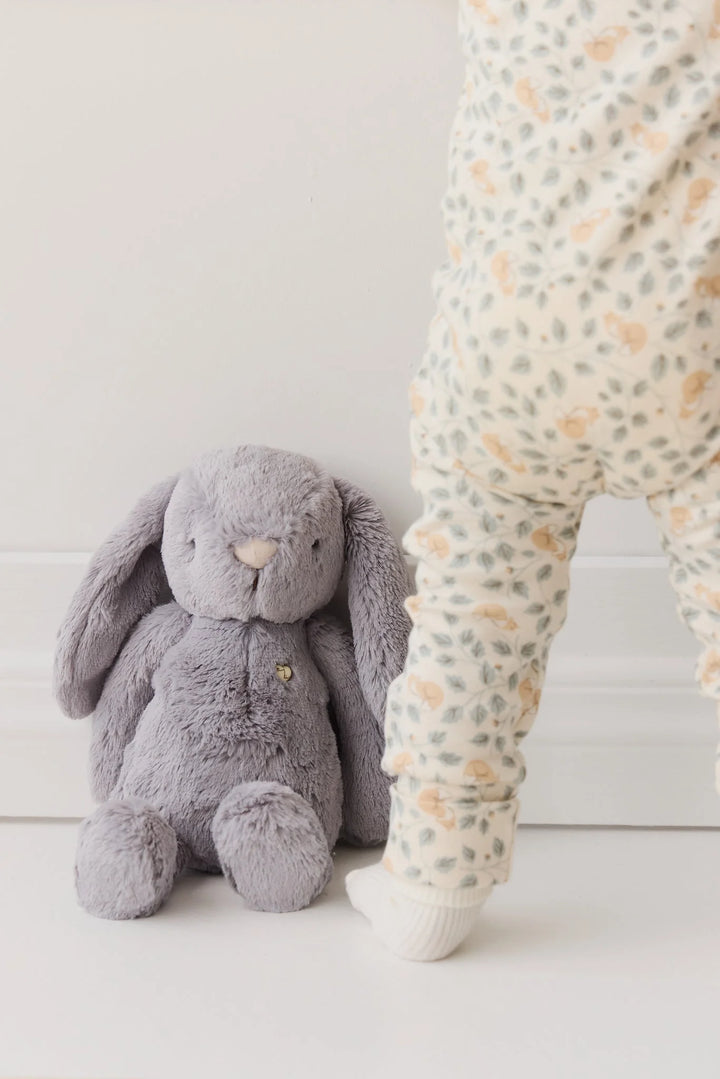 Snuggle Bunnies - Penelope Silver OS