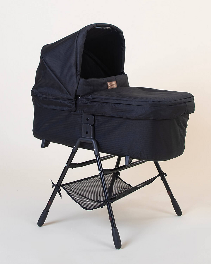 Mountain Buggy carrycot plus for urban jungle™ v4 Heritage Collection - Caviar