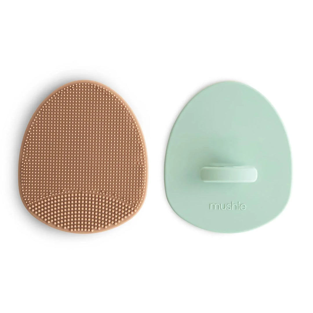 Mushie Cradle Cap Brush - Natural and Cambridge Blue