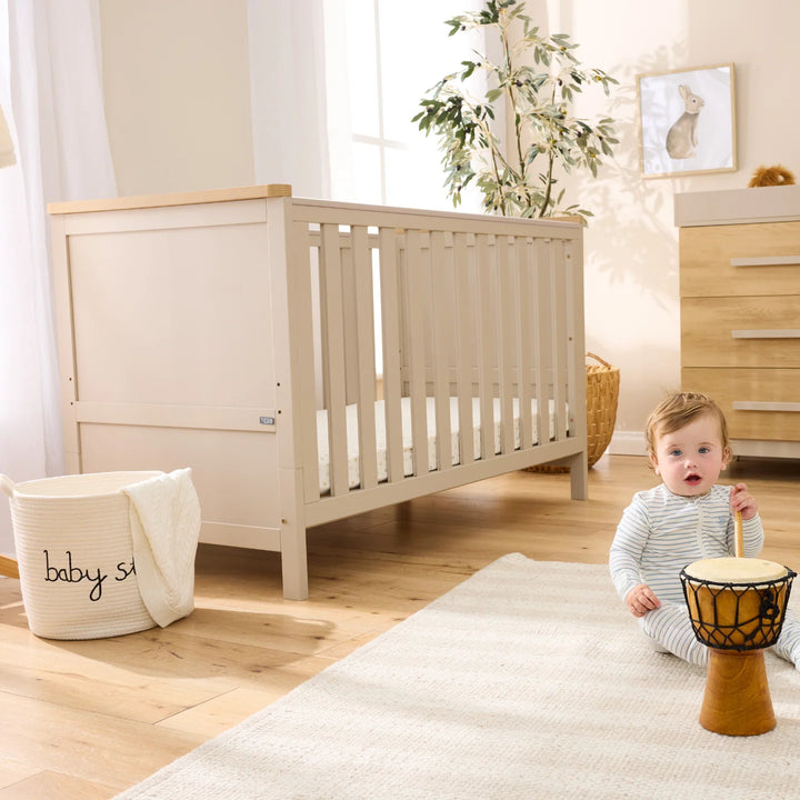 iL Tutto Misha Cot in Mushroom & Golden Oak