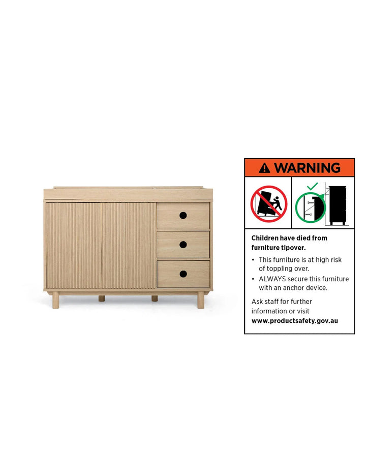 Mamas & Papas Oska Cotbed & 3 drawer WIDE Dresser Bundle (5 Pieces) - Oak