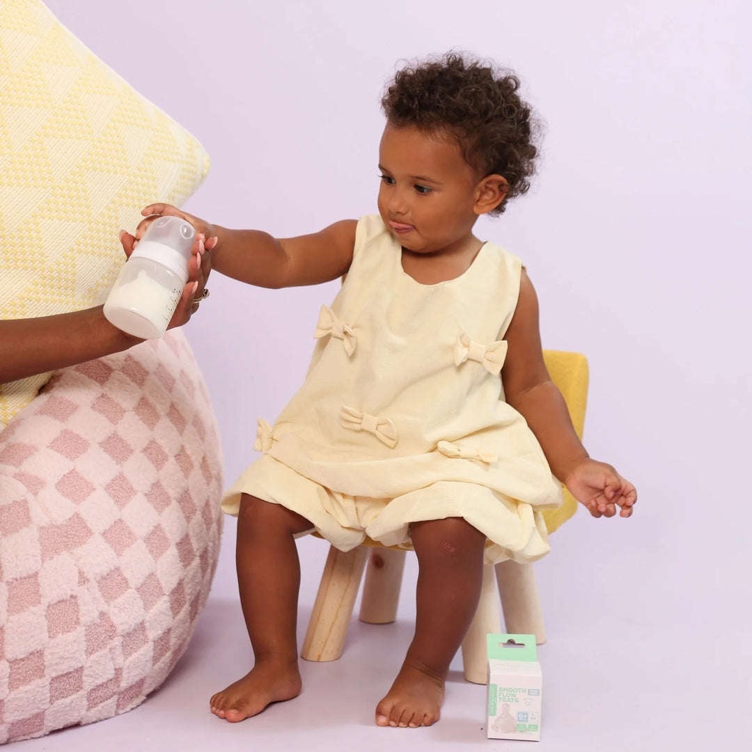 NEW BEGINNINGS GLASS BOTTLE 120ML TWIN SILICONE OUTER