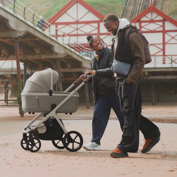 Silver Cross Cove with Carrycot (6 Piece) - Champagne