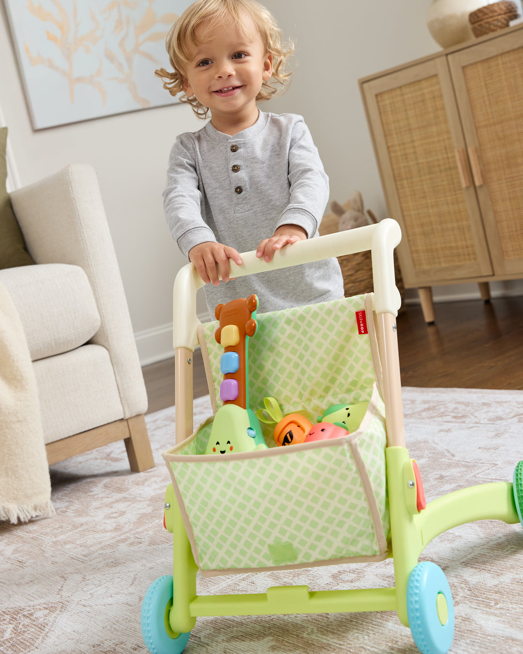 SKIP HOP FARMSTAND GROW ALONG 5-IN-1 ACTIVITY WALKER