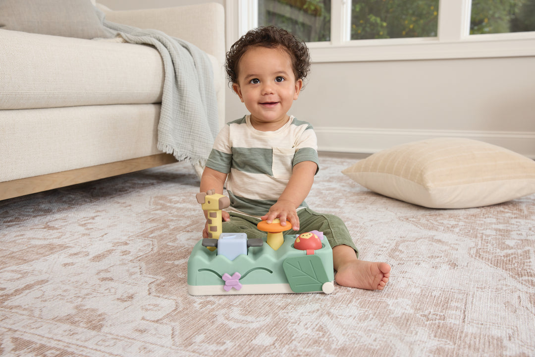 SKIP HOP GEOMETRIC WONDERS MUSICAL POUNDING BENCH