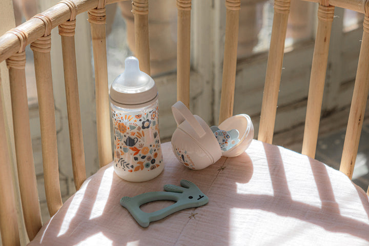 SUAVINEX WONDERLAND RABBIT TEETHERS - BLUE