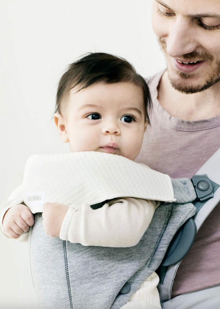 BabyBjorn Bib For Baby Carrier Mini & Move White 2 Pack