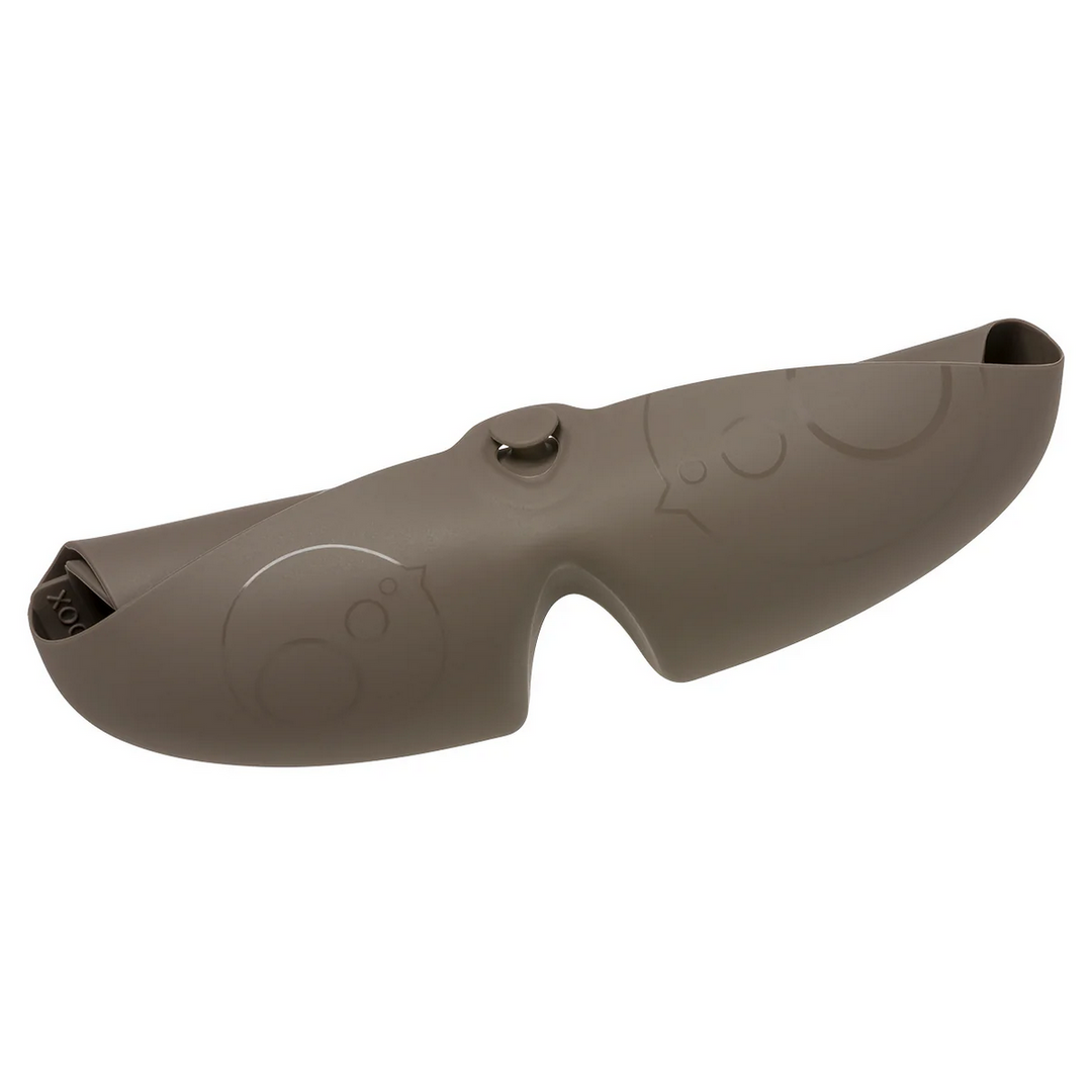 B.box Batman silicone bib