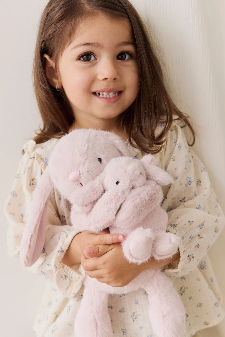 Snuggle Bunnies - Frankie the Hugging Bunny - Blossom OS