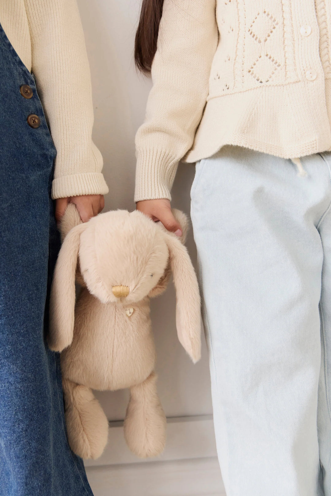 Snuggle Bunnies - Penelope Caramel OS