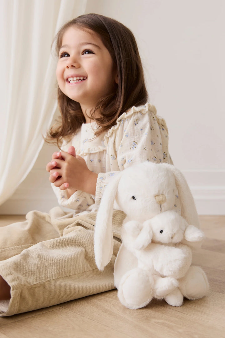 Snuggle Bunnies - Frankie the Hugging Bunny - Marshmallow OS