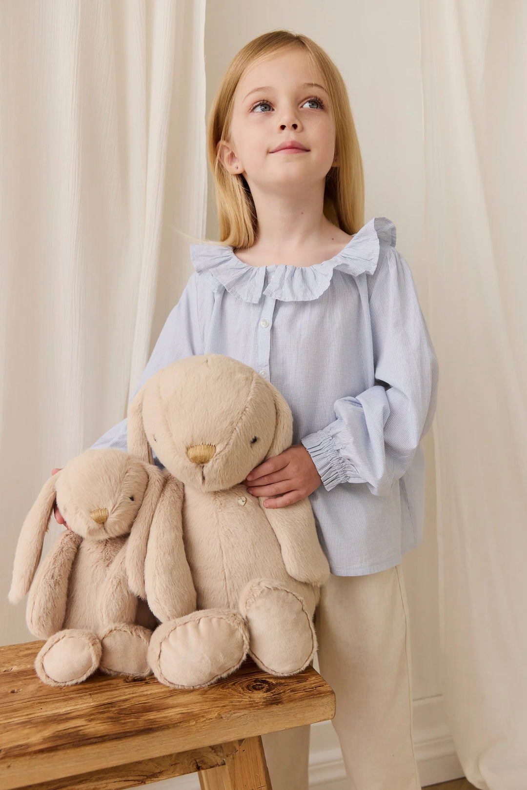 Snuggle Bunnies - Penelope Caramel OS