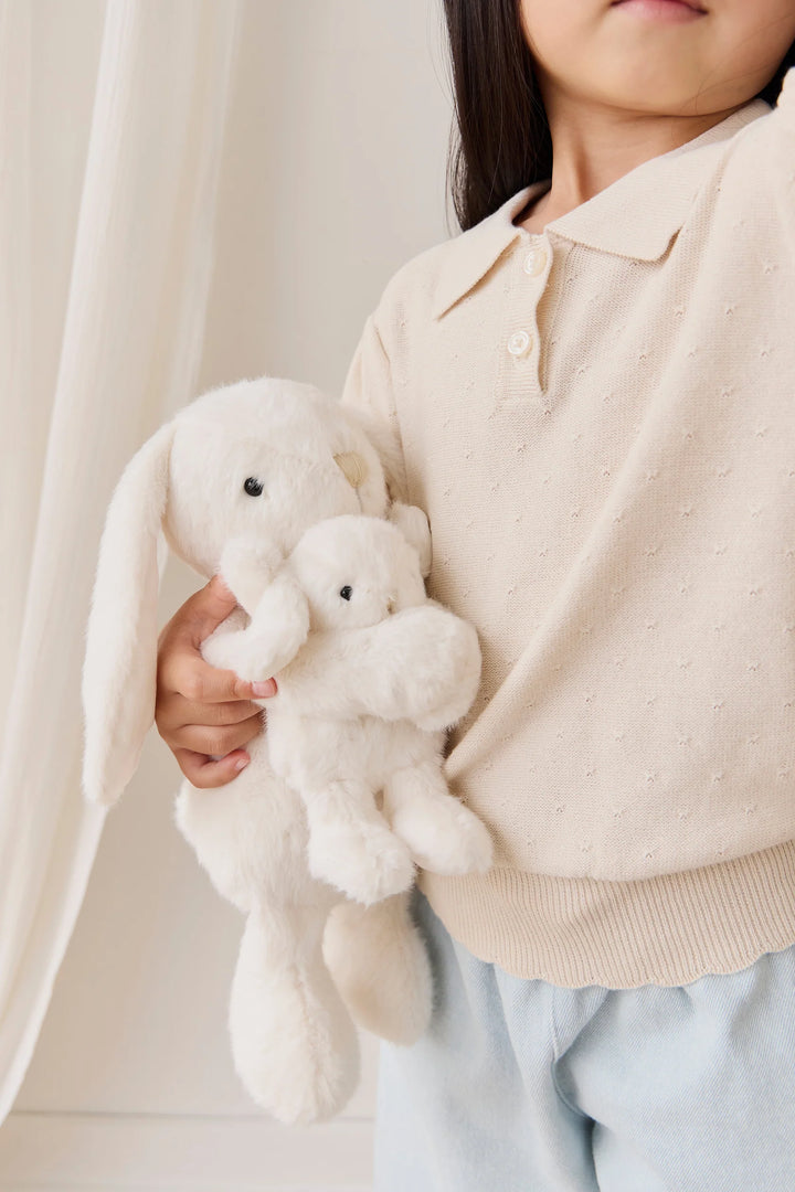 Snuggle Bunnies - Frankie the Hugging Bunny - Marshmallow OS