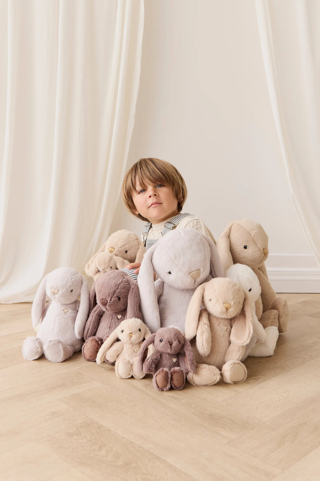 Snuggle Bunnies - Penelope Caramel OS