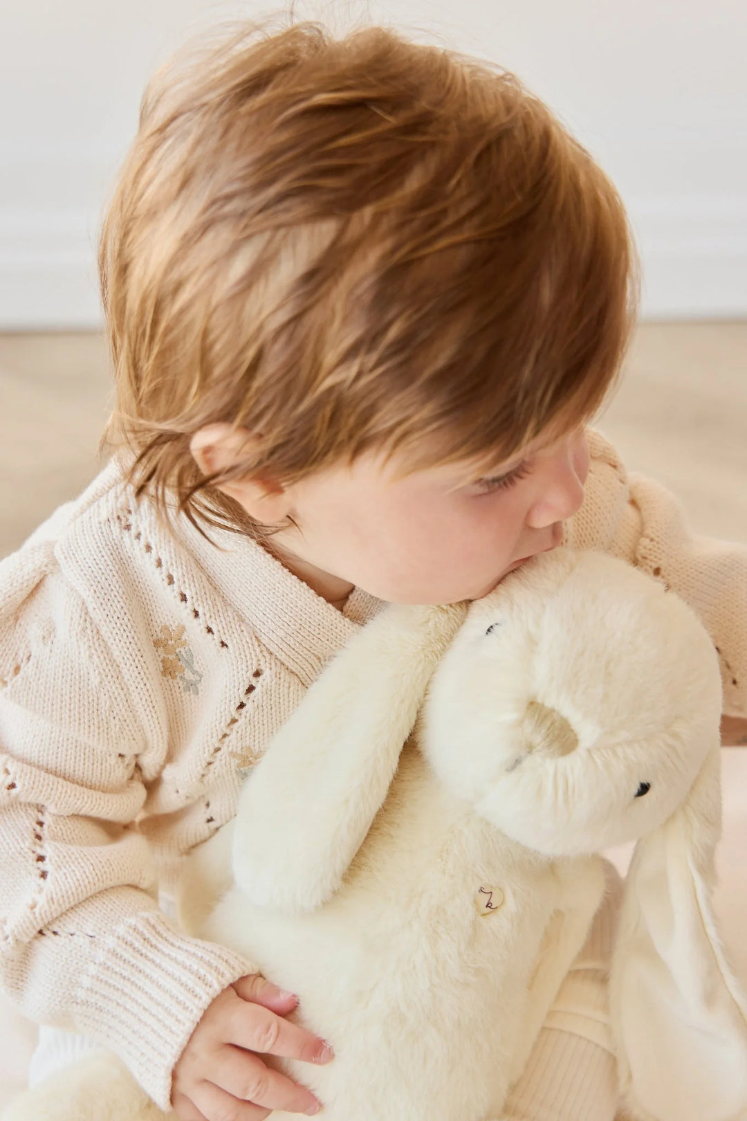 Snuggle Bunnies - Penelope Sunshine OS