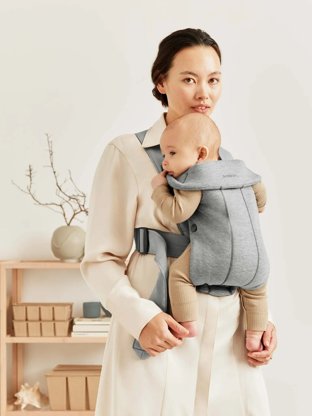 BabyBjorn Baby Carrier Mini - 3D Jersey, Light Grey