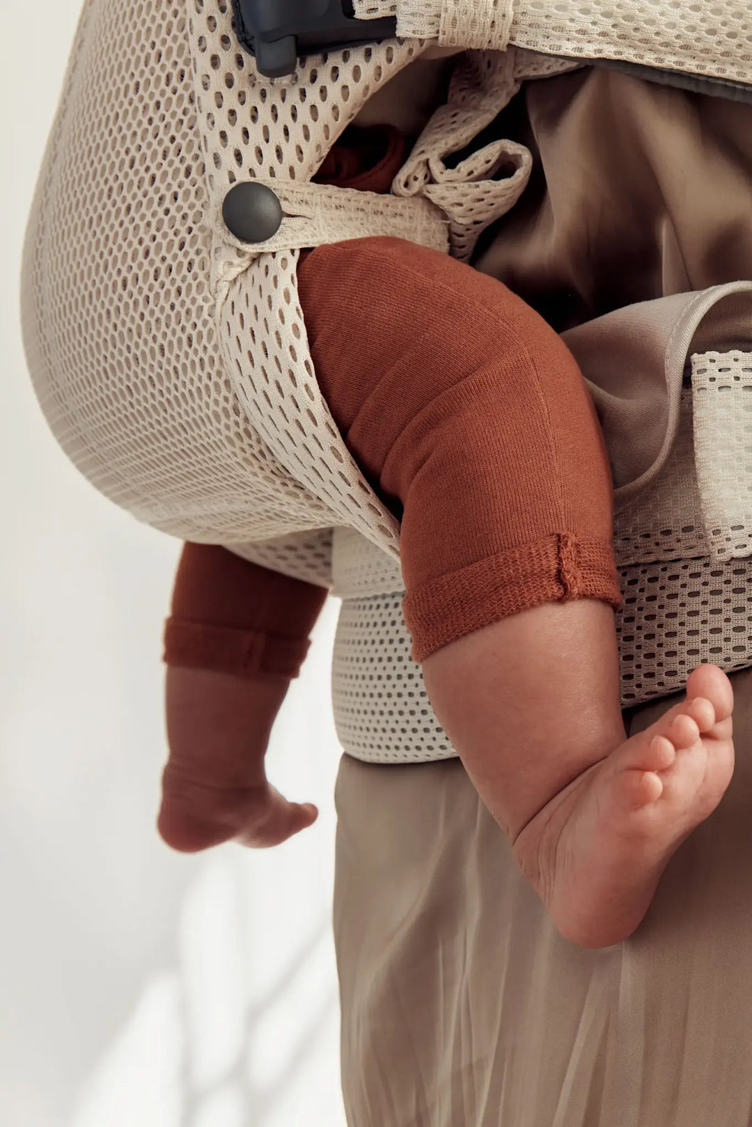 BabyBjorn Baby Carrier Harmony - 3D Mesh, Cream