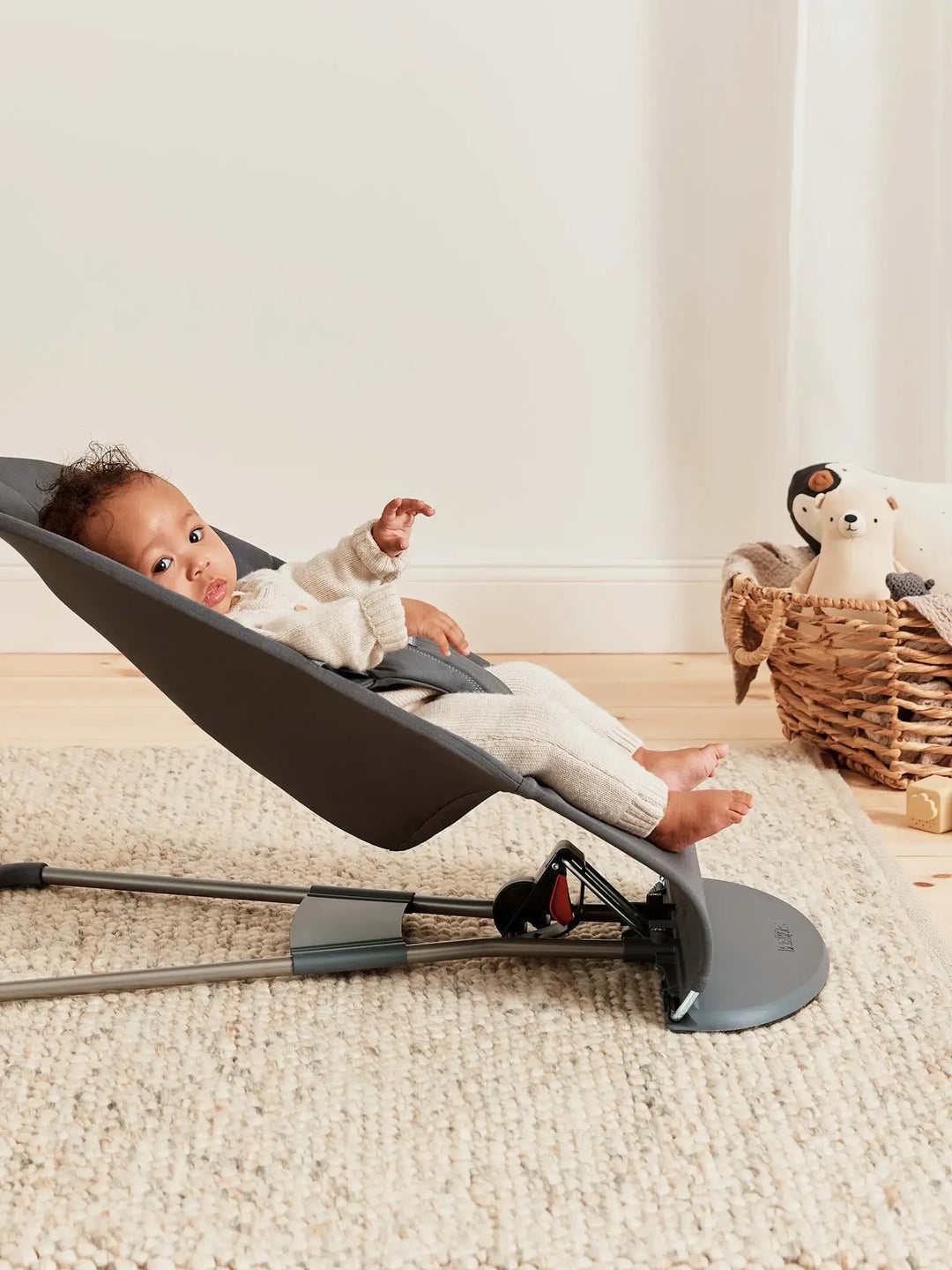 BabyBjorn Bouncer Bliss - Woven, Petal Quilt Anthracite