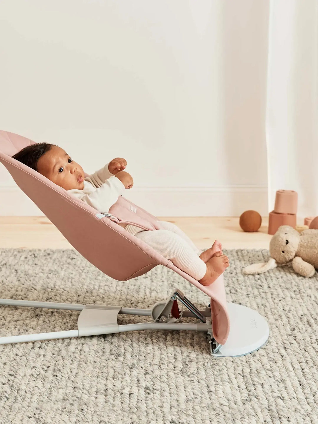 BabyBjorn Bouncer Bliss - Woven, Petal quilt, Dusty pink