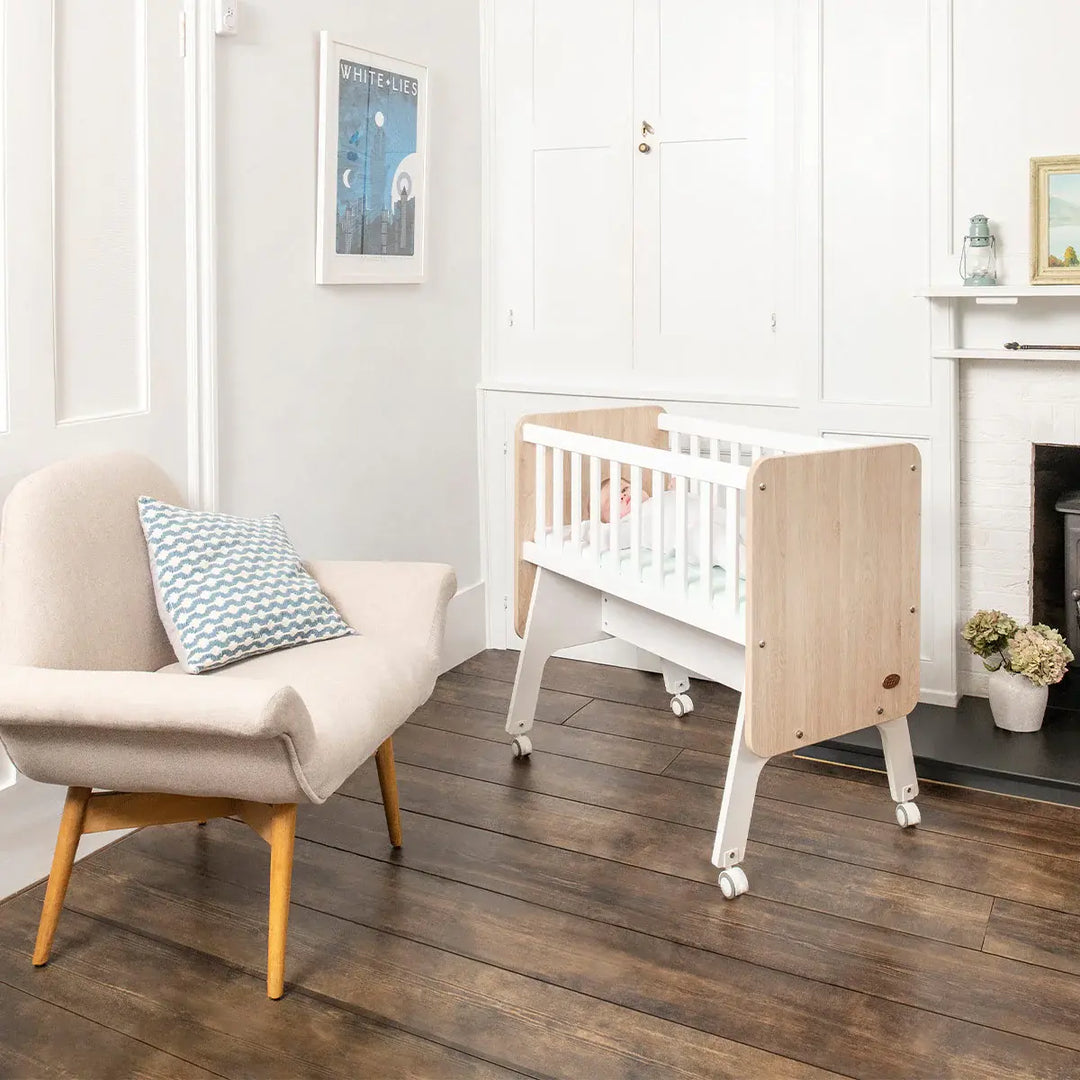 Boori Neat Rocking Cradle + Mattress - Barley and Oak(B-NERC/BAOA)