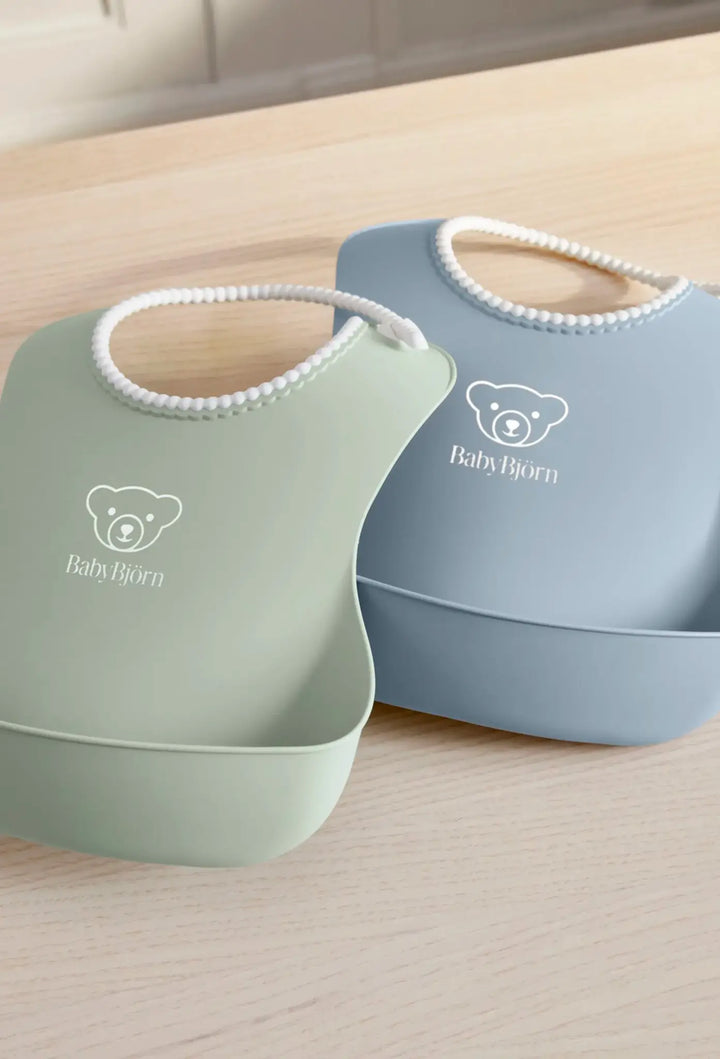 BabyBjorn Baby Bib, 2-pack - Powder green/Powder blue