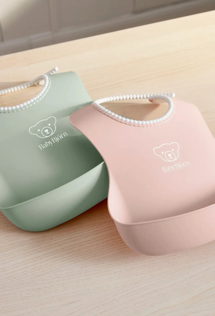 BabyBjorn Baby Bib, 2-pack - Powder green/Powder pink