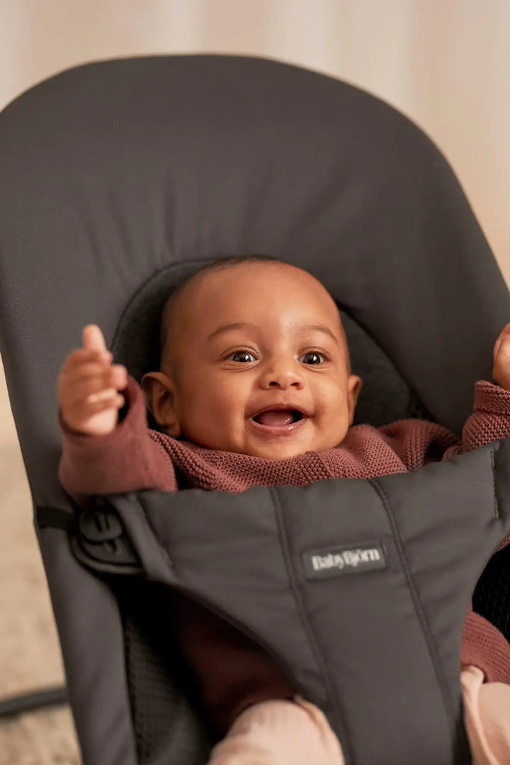 BabyBjorn Bouncer Balance Soft - Woven/Jersey, Tri-Fabric, Dark Grey