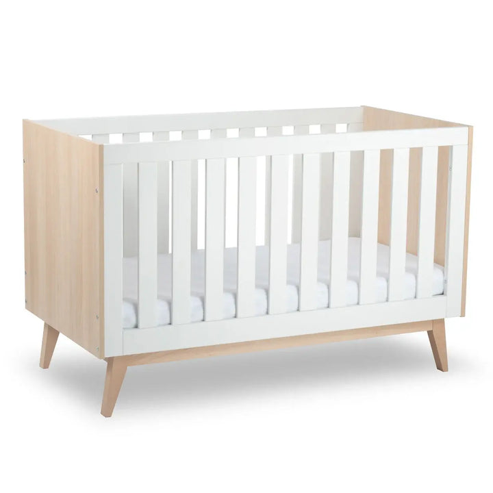 BabyRest Tommi Cot-Oak/White