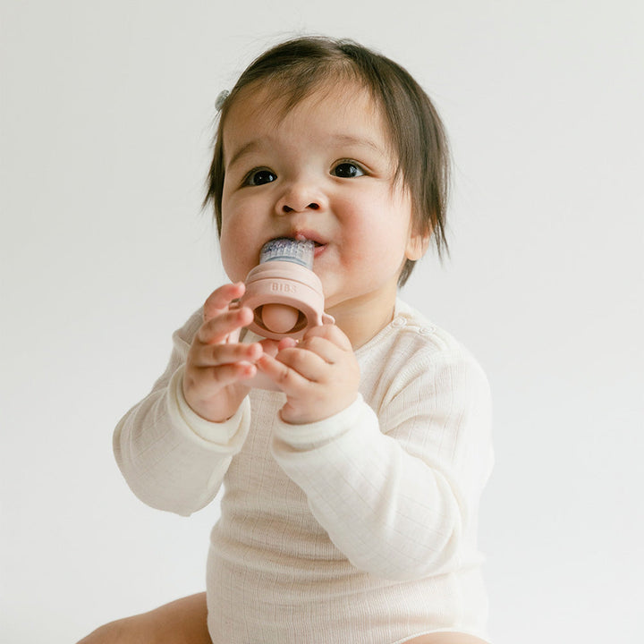BIBS Baby Feeder - Blush