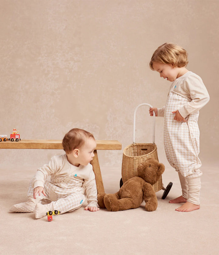Sleep Suit 1.0 TOG LONG SLEEVE - Tan Houndstooth