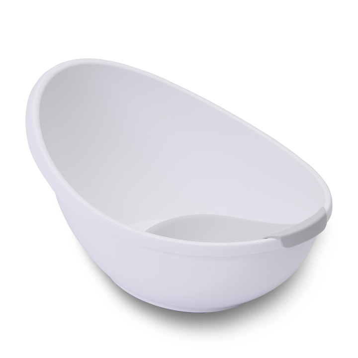 BUBBLE BABY BATH WITH BATH SEAT - White