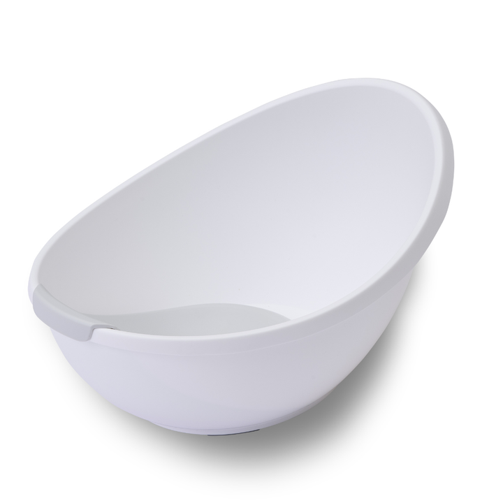 BUBBLE BABY BATH WITH BATH SEAT - White