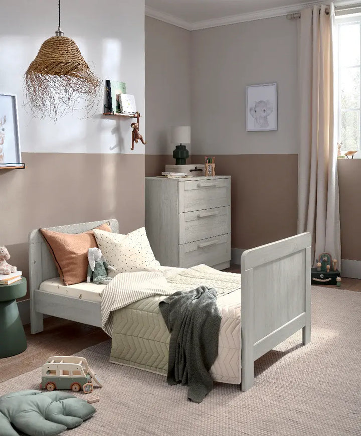 Mamas & Papas Atlas Cot bed - White