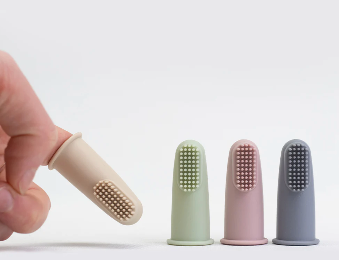 Cherub Baby SILICONE FINGER TOOTHBRUSH & PROTECTIVE CASE - SAND
