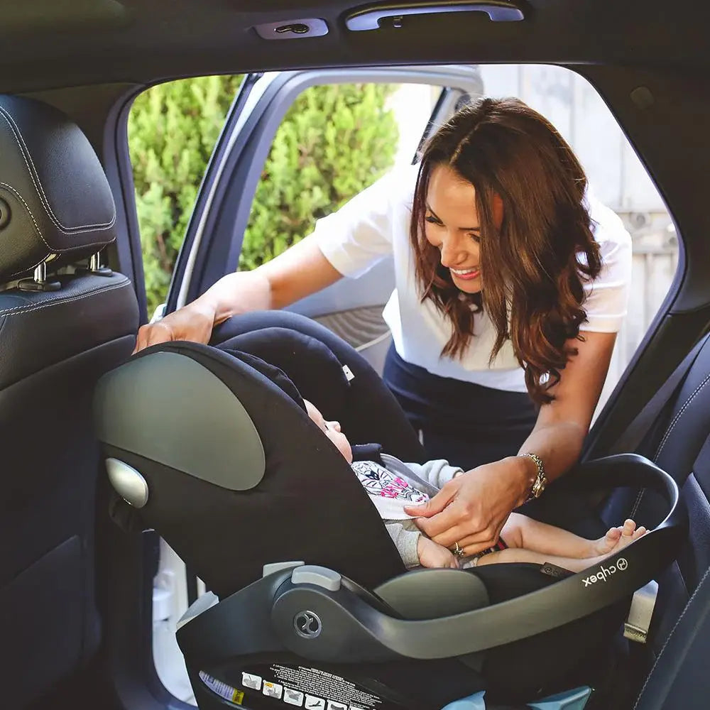 Cybex Cloud Q Capsule + Base - Stardust Black