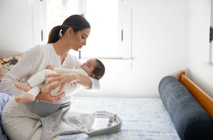 ERGOBABY ALTA HIP SEAT BABY CARRIER - PEARL GREY