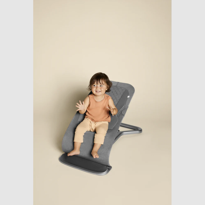 ERGOBABY EVOLVE 3 IN 1 BOUNCER - CHARCOAL GREY