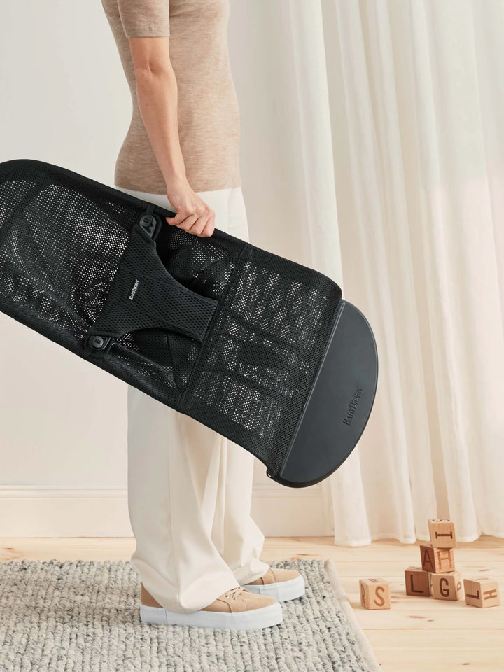 BabyBjorn Bouncer Bliss - Mesh, Black
